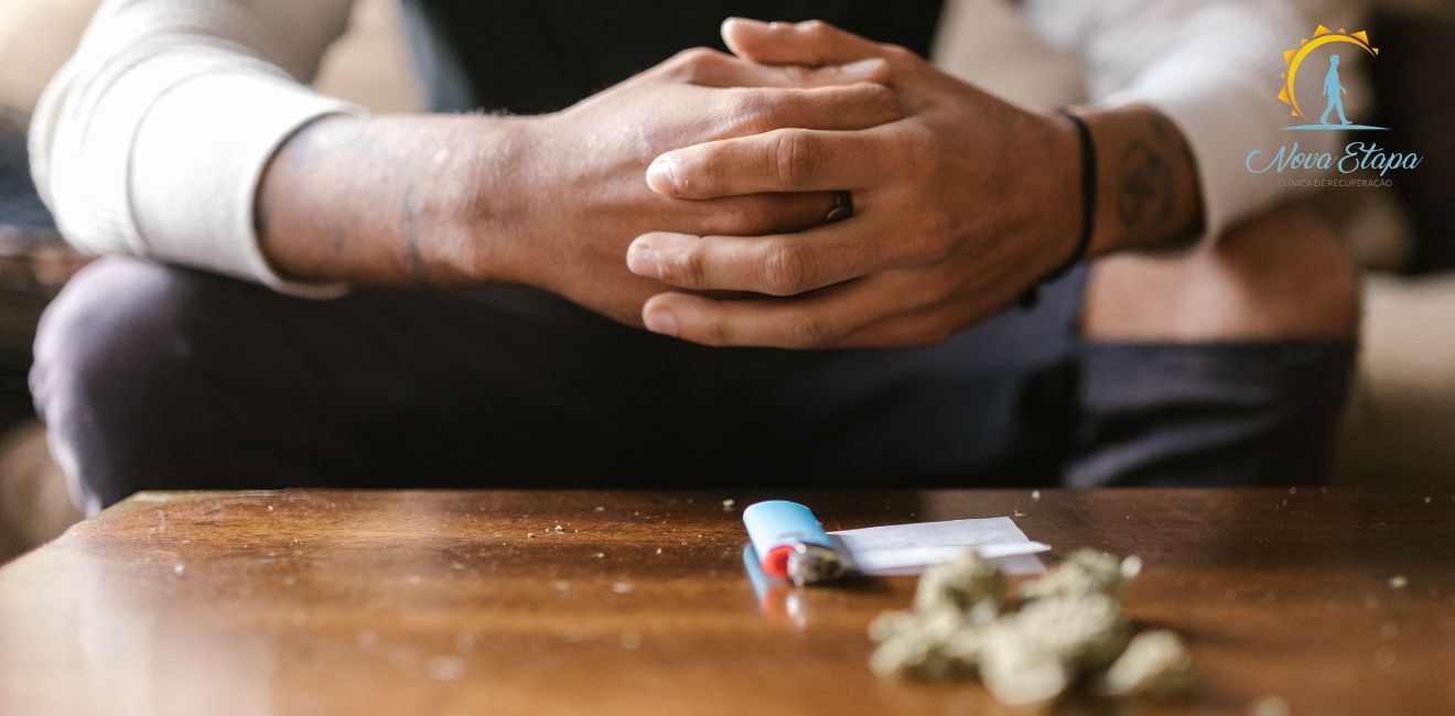 Como saber se meu filho está usando drogas? Sinais e como agir