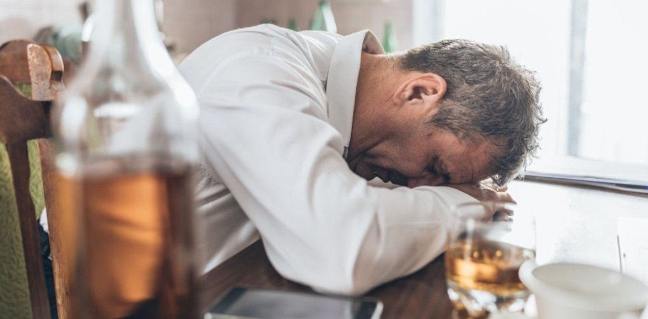Tratamento para alcoólatras: o que é e como realizar