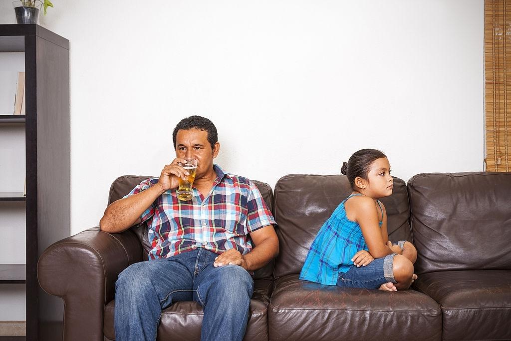 O que o álcool pode causar na família